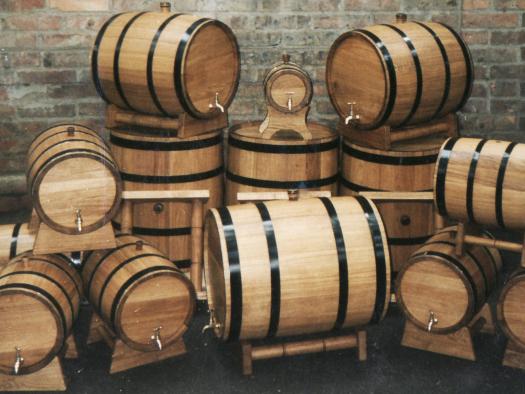 Що час змінив в виробництві дубових бочок для вина?
